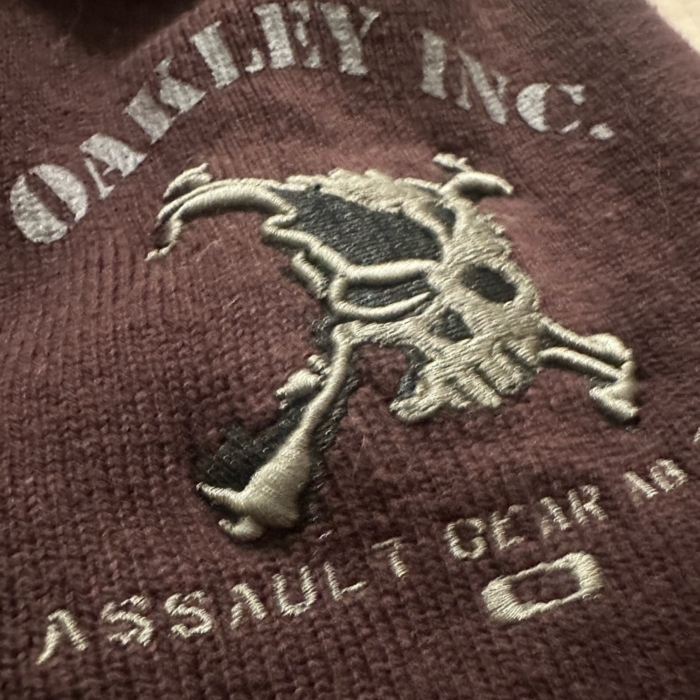 Oakley Rare AF collectors beanie - Picture 3 of 9